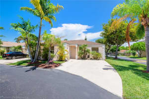 9757 SW 221st St, Cutler Bay, FL 33190, Sold 12/01/17