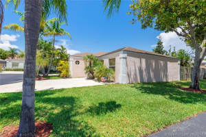 9757 SW 221st St, Cutler Bay, FL 33190, Sold 12/01/17