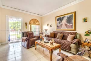 933 SE 13th Rd, Homestead, FL 33035, Sold 10/24/17