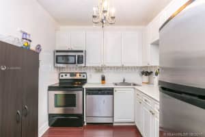 1455 N Treasure Dr #7n, North Bay Village, FL 33141, Sold 09/29/17