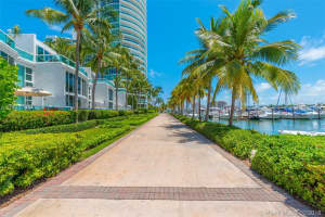 1000 South Pointe Dr, Miami Beach, FL 33139, Sold 06/29/18