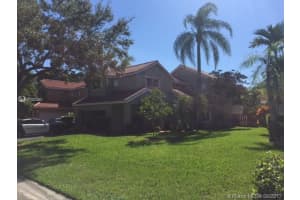 10130 NW 5th St, Plantation, FL 33324, Sold 09/26/17