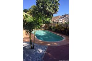 10130 NW 5th St, Plantation, FL 33324, Sold 09/26/17