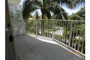 3181 S Ocean Dr, Hallandale Beach, FL 33009, Sold 09/21/17