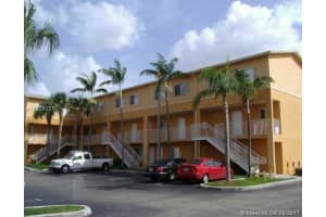 6235 SW Kendale Lakes Cir, Miami, FL 33183, Sold 09/29/17