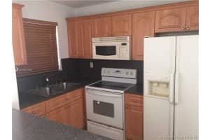 8893 Fontainebleau Blvd, Miami, FL 33172, Sold 12/17/18