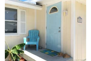 877 NW 13th St, Stuart, FL 34994, Sold 09/29/17