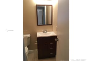 10377 NW 11th St, Pembroke Pines, FL 33026, Sold 09/29/17