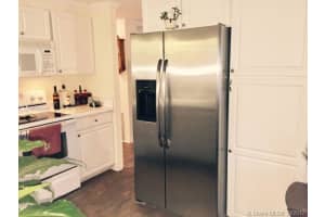 114 E Harbor Dr, Vero Beach, FL 32960, Sold 11/21/17