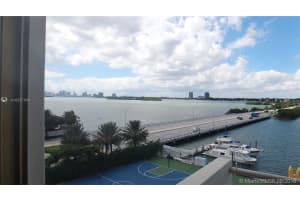 7904 West Dr, North Bay Village, FL 33141, Sold 07/28/20