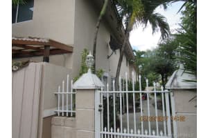 8020 NW 10th St, Miami, FL 33126, Sold 09/20/17