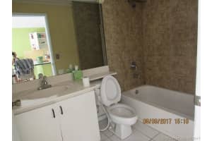 8020 NW 10th St, Miami, FL 33126, Sold 09/20/17