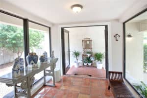 257 E Enid Dr, Key Biscayne, FL 33149, Sold 01/19/18