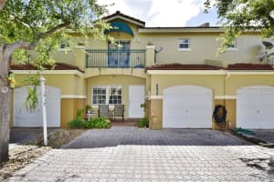 6839 SW 158th Ct, Miami, FL 33193, Sold 10/26/17