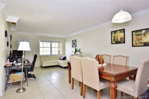 6839 SW 158th Ct, Miami, FL 33193, Sold 10/26/17