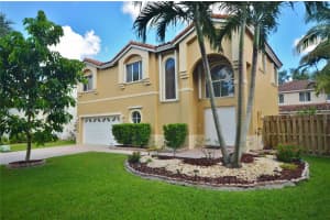 11311 Rockinghorse Rd, Hollywood, FL 33026, Sold 10/27/17