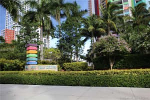 1581 Brickell Ave, Miami, FL 33129, Sold 11/20/17