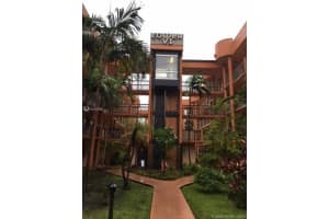 5500 W 21st Ct, Hialeah, FL 33016, Sold 12/11/17