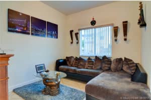 7478 NW 180th Terrace, Hialeah, FL 33015, Sold 09/26/17