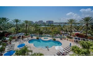 300 South Pointe Dr, Miami Beach, FL 33139, Sold 09/27/18