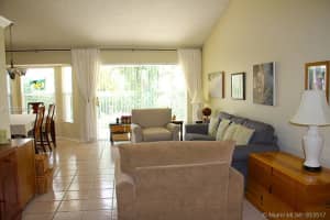 10227 SW 55th Ln, Cooper City, FL 33328, Sold 09/22/17
