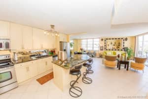 3233 NE 32nd Ave, Fort Lauderdale, FL 33308, Sold 10/30/17