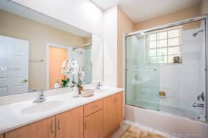 130 NW 117th Terrace, Plantation, FL 33325, Sold 11/13/17