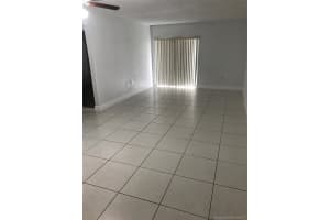 17530 NW 68th Ave APT C2008, Hialeah, FL 33015, Sold 12/19/17