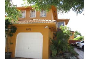 7572 NW 176th St, Hialeah, FL 33015, Sold 10/19/17