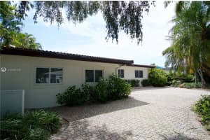 7623 Beach View Dr, North Bay Village, FL 33141, Sold 02/06/19
