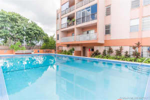 1900 W 68th St APT I402, Hialeah, FL 33014, Sold 09/29/17