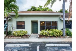 3872 NW 77th Ave, Lauderhill, FL 33351, Sold 11/06/17
