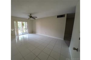 10786 N Kendall Dr APT D14, Miami, FL 33176, Sold 09/28/17