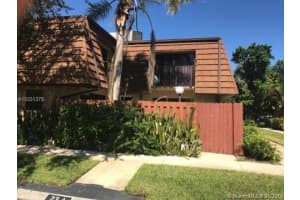 1458 N Lawnwood Cir, Fort Pierce, FL 34950, Sold 05/11/18
