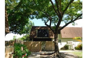 4863 NW 94th Terrace, Sunrise, FL 33351, Sold 12/04/17
