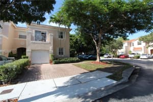 11221 NW 42nd Terrace, Doral, FL 33178, Sold 11/03/17