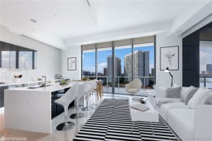 3250 NE 188th St UPH07, Aventura, FL 33180, Sold 12/14/20