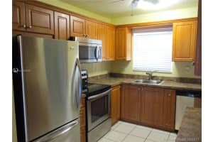 5080 SW 64th Ave, Davie, FL 33314, Sold 11/30/17
