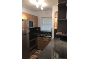 8840 Fontainebleau Blvd, Miami, FL 33172, Sold 12/14/17