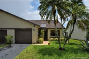 8200 NW 100th Dr, Tamarac, FL 33321, Sold 01/26/18