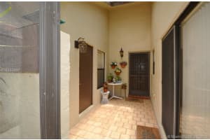 8200 NW 100th Dr, Tamarac, FL 33321, Sold 01/26/18