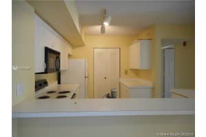 2640 S University Dr, Davie, FL 33328, Sold 10/20/17