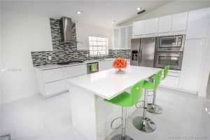 13732 NW 22nd Pl, Sunrise, FL 33323, Sold 12/29/17