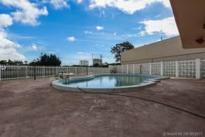 16465 NE 22nd Ave, Miami, FL 33160, Sold 12/19/17
