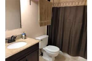 6155 NW 186th St, Hialeah, FL 33015, Sold 02/01/18