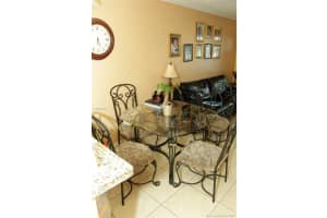 5923 W 28th Ave, Hialeah, FL 33016, Sold 11/24/17