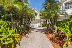 20046 NE 36th Pl, Aventura, FL 33180, Sold 01/31/18