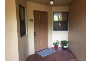 15499 Miami Lakeway N, Hialeah, FL 33014, Sold 01/22/18