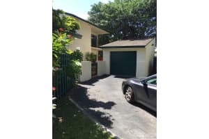10900 SW 72nd St, Miami, FL 33173, Sold 01/19/18