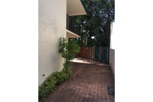10900 SW 72nd St, Miami, FL 33173, Sold 01/19/18